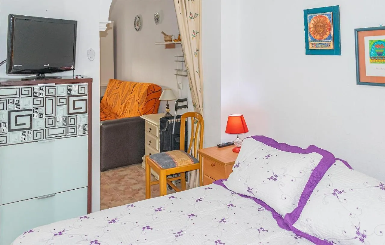 Stunning Apartment In Fuengirola With Kitchen